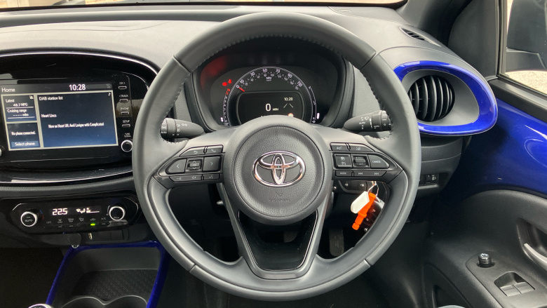 Toyota Aygo X 1.0 VVT-i Edge 5dr Petrol Hatchback